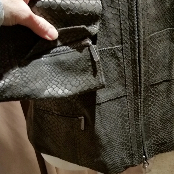 Alfani snakeskin embossed leather jacket - Picture 6 of 7
